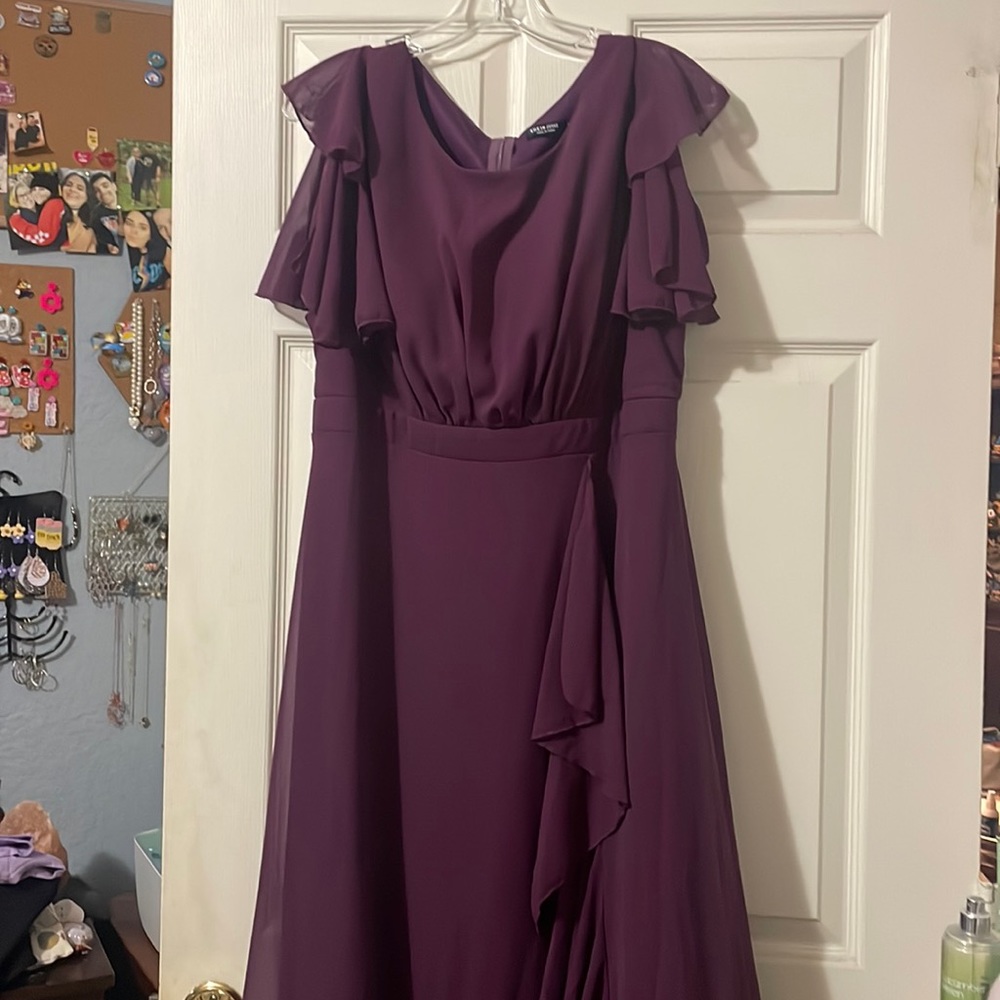 SHEIN dress (color looks different than SHEIN picture)